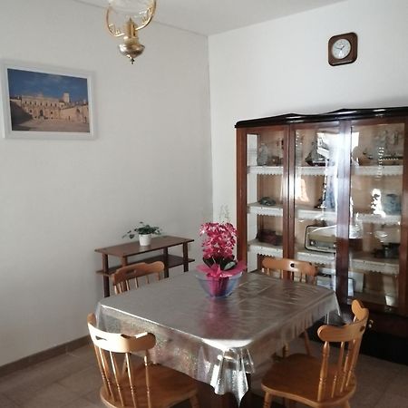 I Trecento Hotel Padula Bagian luar foto
