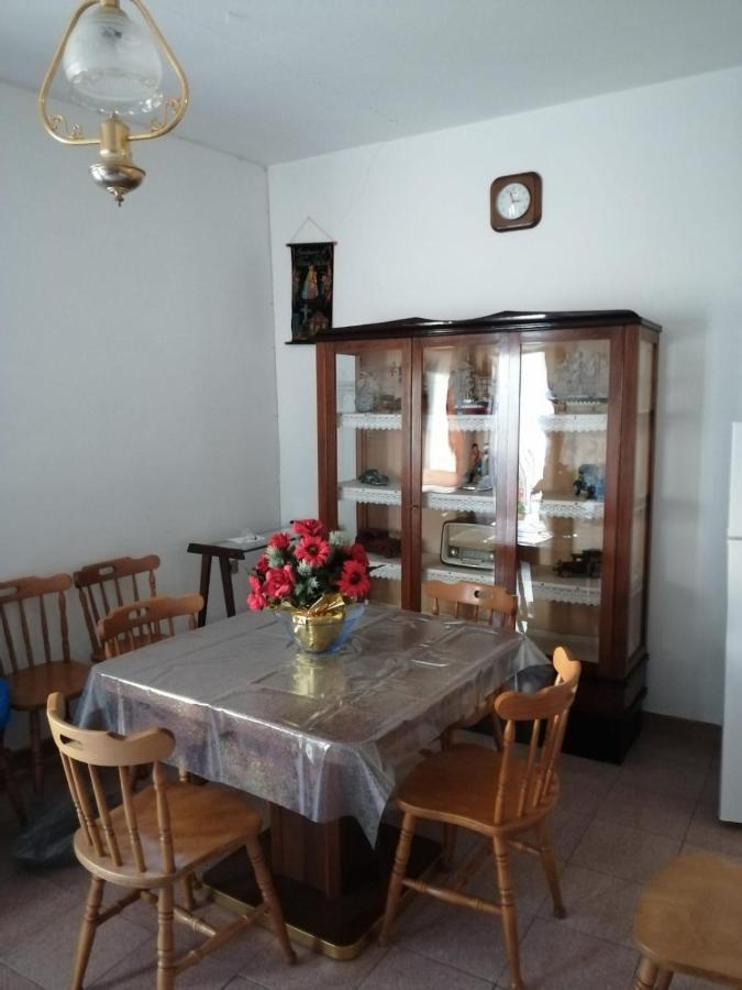 I Trecento Hotel Padula Bagian luar foto