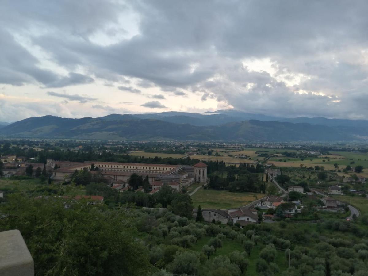I Trecento Hotel Padula Bagian luar foto