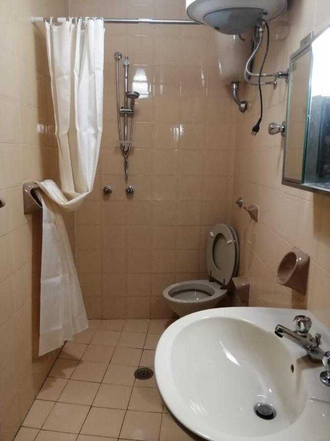 I Trecento Hotel Padula Bagian luar foto